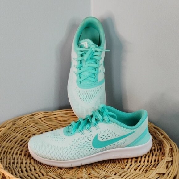 Nike Free Run Running Shoes Big Kid Youth Mint Green Sneakers Size 6 Y Athletic - Picture 7 of 13
